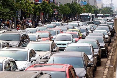 Hanoi wants to limit personal transportation 2