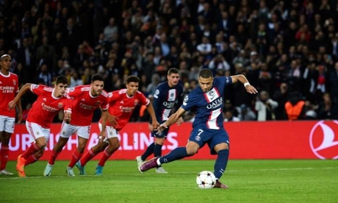 PSG fell to victory despite Mbappe scoring