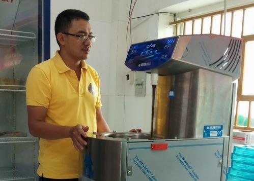 Saigon house sales director returns home to make chocolate 3